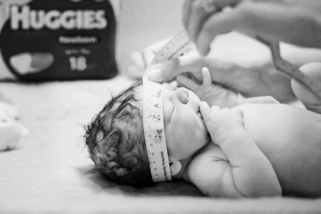 Lucas, Newborn - Photography by Ash Milne