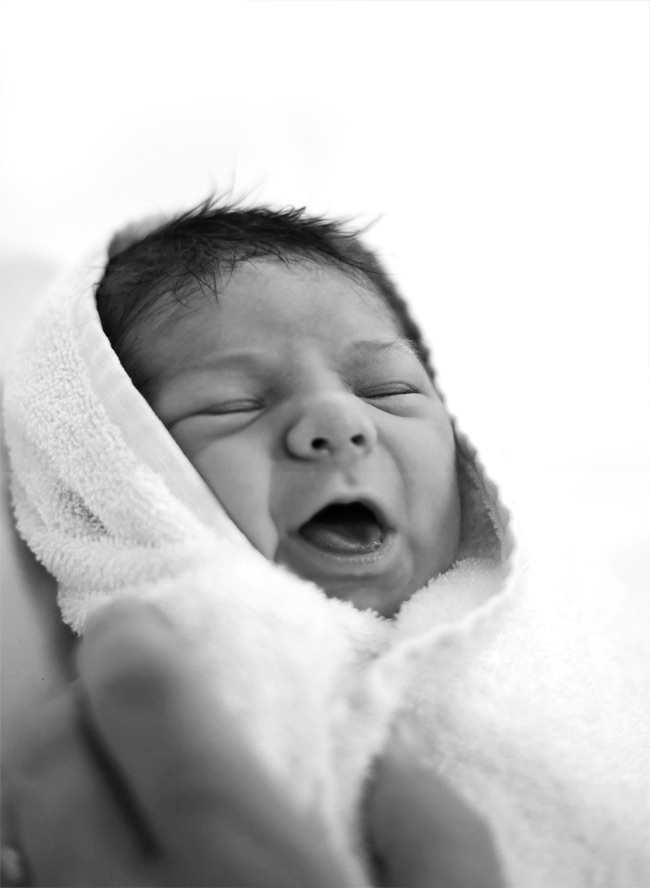 Lucas, Newborn - Photography by Ash Milne