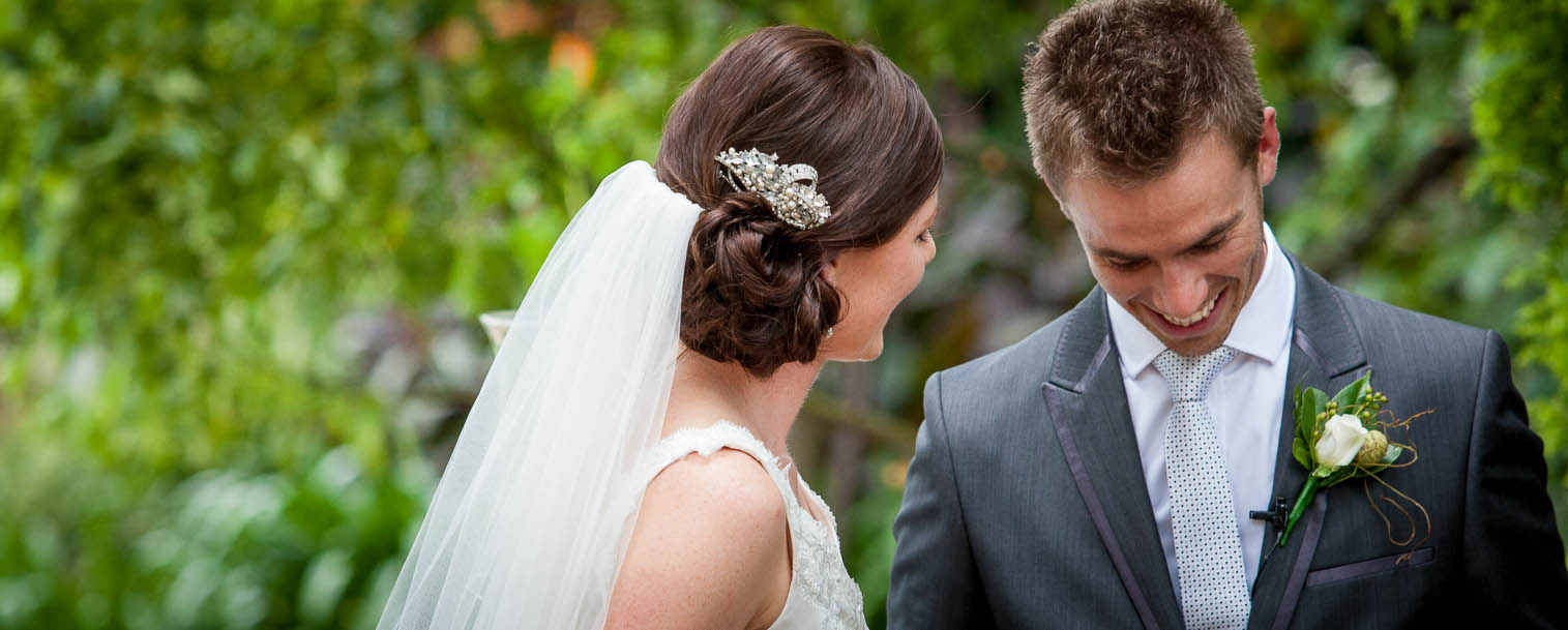 Melbourne Wedding Photography Slideshow by Ash Milne Photography