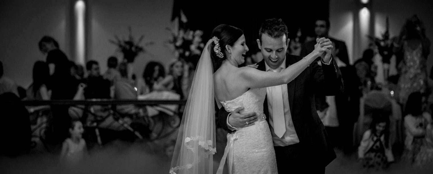 Melbourne Wedding Photography Slideshow by Ash Milne Photography